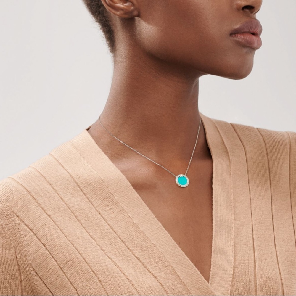 ❌SOLD❌⭐️NEW⭐️TIFFANY & CO. 18k White Gold Diamond and Turquoise Circle Pendant